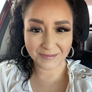 Meet your Posher, Yvonne